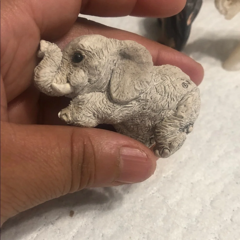 Vintage Mini Elephant Figurine Set in Beige, Cream, Brown and Blue